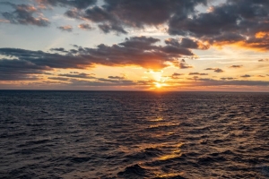 大海 波浪 云 天空 地平线 日落 4k壁纸 3840x2160