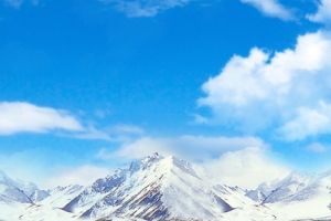 雪山蓝天白云背景