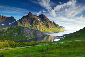 河流,海岸,山,天空,道路,风光图片