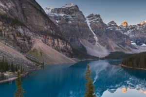 山上的湖风景3440x1440壁纸