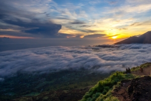 印度尼西亚巴吞尔火山3440x1440风景壁纸