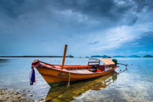 唯美海面风景背景