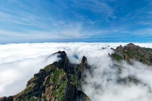 山顶 云 天空 云海风景 4k壁纸 3840x2160