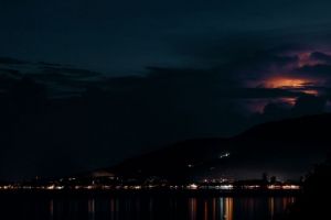 夜 天空 云 地平线 河流 深色 4k壁纸 3840x2160