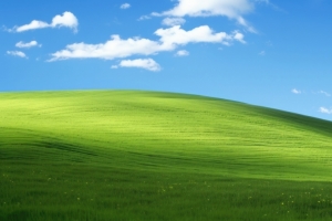 windows xp 蓝天白云绿草地3440x1440带鱼屏壁纸