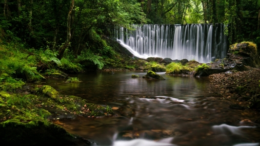 加利西亞小瀑布自然風景4k壁紙3840x2160