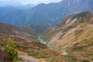 山脉 山谷 溪流 自然 风景 4k壁纸 3840x2160