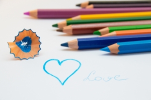 彩色的铅笔 爱心 love 6K设计图片