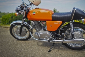  laverda 750 sf laverda 摩托车 自行车 橙色 4k壁纸 3840x2160