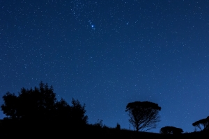 意大利西西里岛的夜空3840x2160壁纸