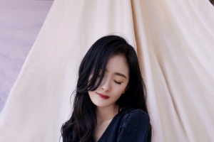 杨幂 黑色裙子 4k手机壁纸2160x3840