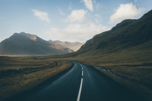 山天空道路风景图片