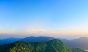 大气山河背景