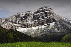 山 岩石 雪 山谷 自然 风景 4k壁纸 3840x2160