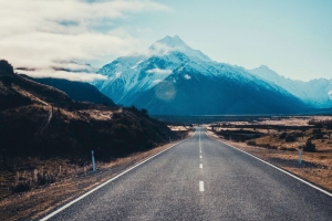 路 沥青 山脉 标记 mount cook 新西兰 4k壁纸 3840x2160