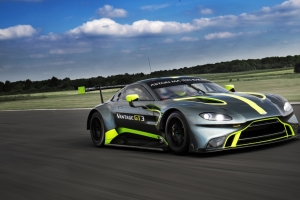 阿斯顿马丁Aston Martin Vantage GT3 跑车4k壁纸