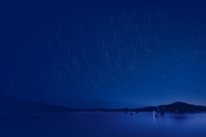 蓝色夜幕星座流星雨