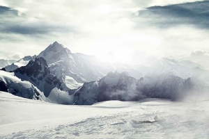 淘宝大气雪山背景banner